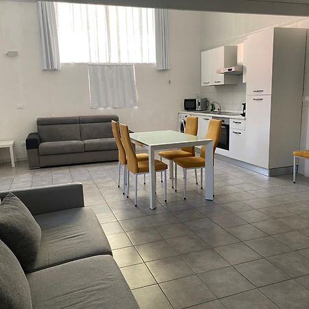 La Via Lattea Apartment ลาสเปเซีย ภายนอก รูปภาพ