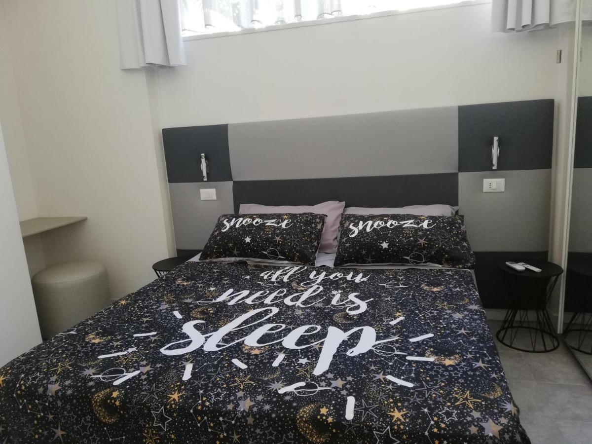 La Via Lattea Apartment ลาสเปเซีย ภายนอก รูปภาพ